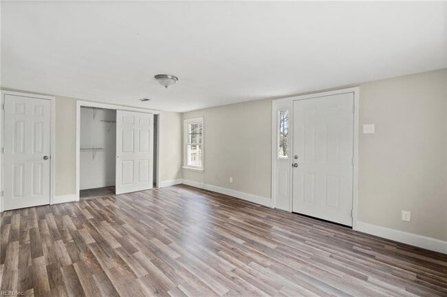 Photo - 2140 Cedar Rd