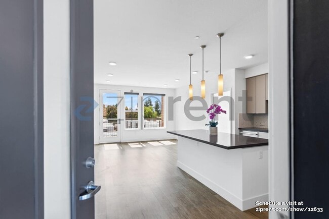 Photo - 3768 Capitol Ave