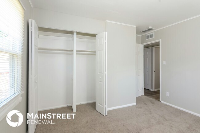 Photo - 4030 Kalmar Dr