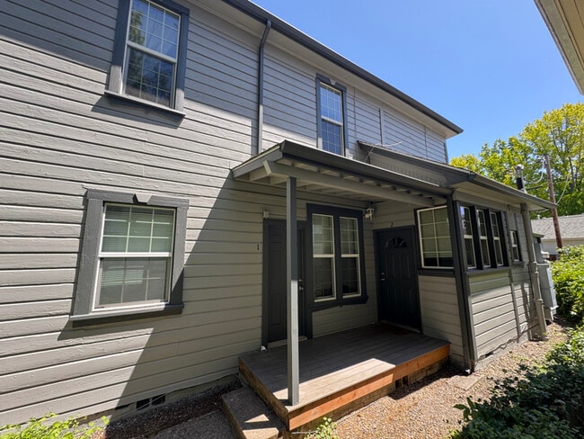 Photo - 213 NW 11th St Unit 1