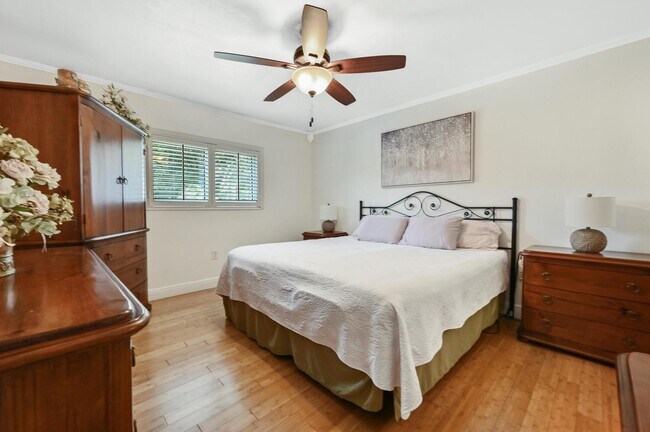 Photo - BEAUTIFUL SINGLE FAMILY POOL HOME IN BONIT...