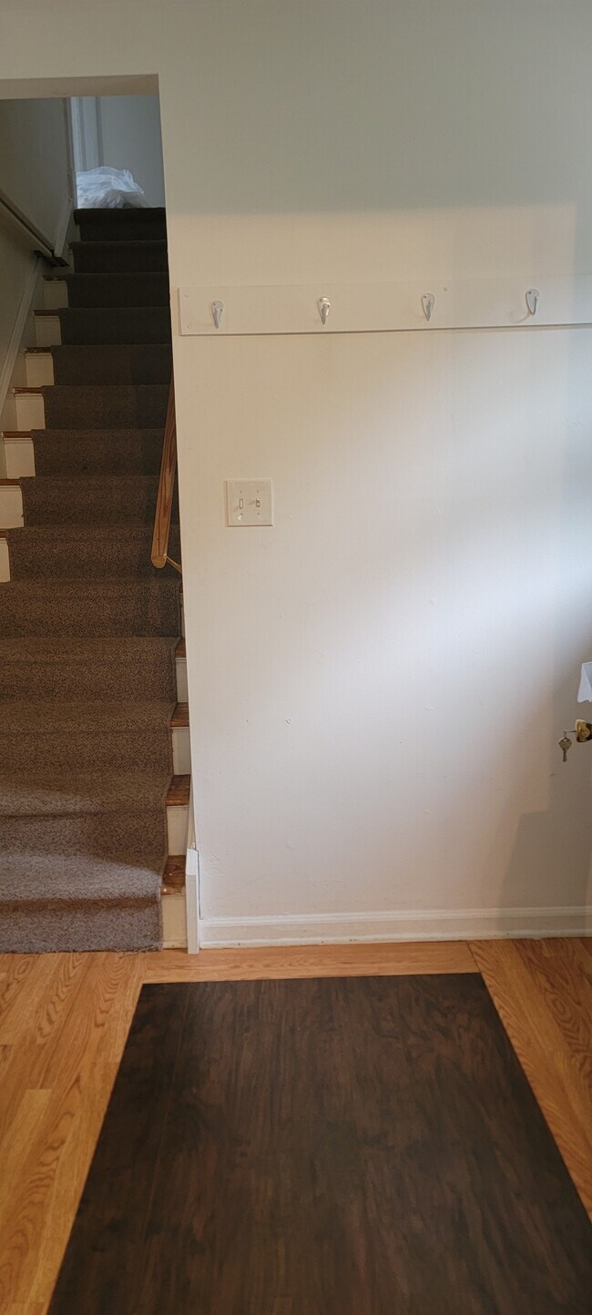 Private entry with stairs to upstairs - 20 E Spring St Unit Upstairs