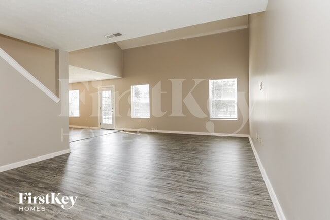 Photo - 5712 Clemens Dr