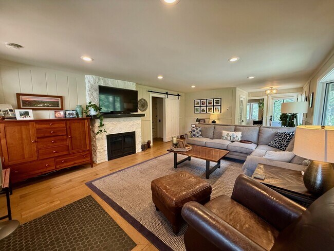 Photo - 32114 Upper Bear Creek Rd