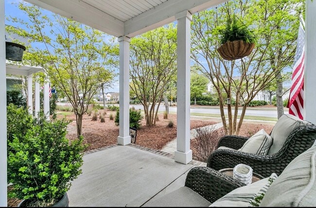 Photo - 267 Summers Dr