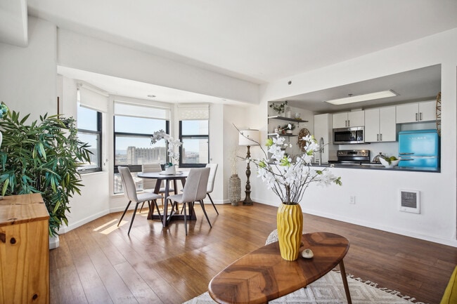 Comedor - 988 Franklin St Unidad 1010