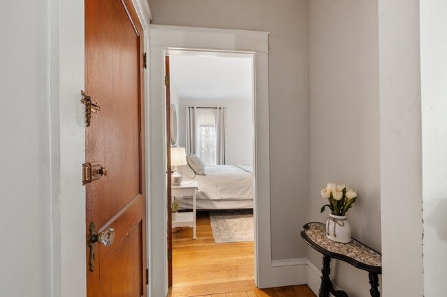 68 walnut st Unit 2S
