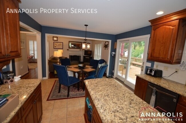 Photo - 314 Rosslare Dr