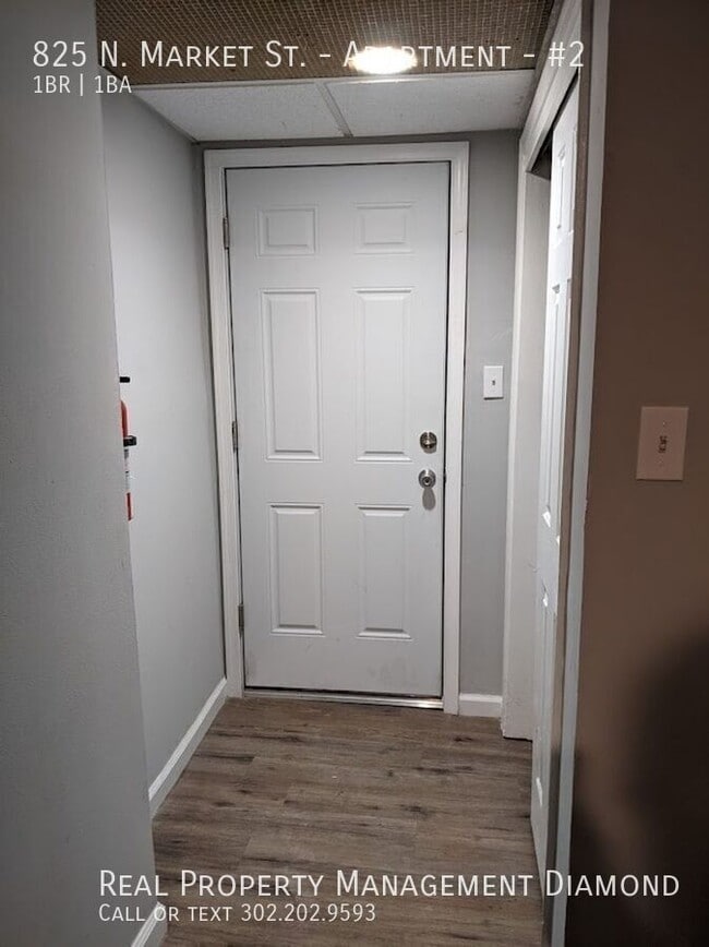 Photo - 825 N Market St Unidad #2