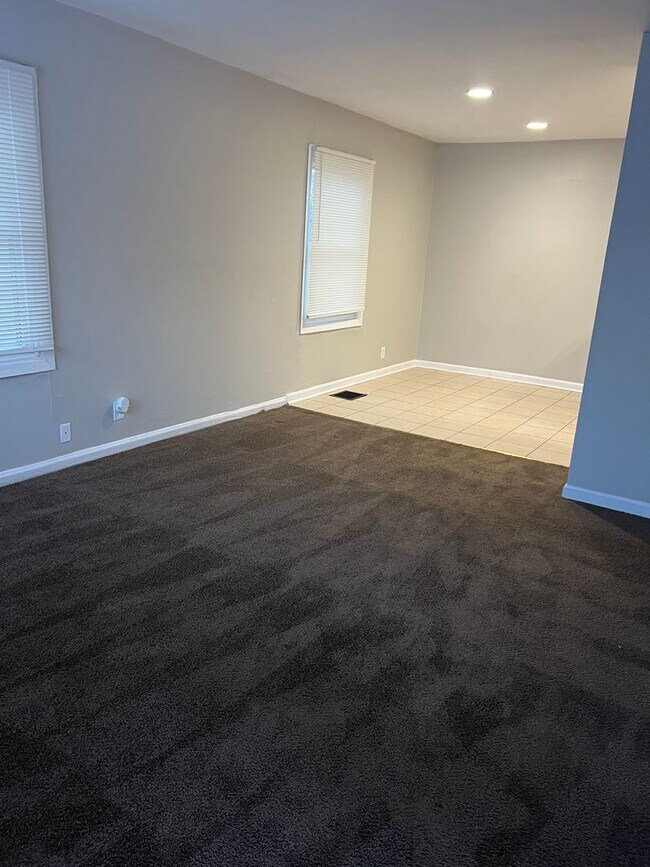 Photo - A charming 3 bedroom, 1 bathroom house has...