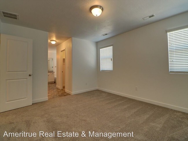 Photo - 3 br, 2.5 bath House - 3011 S Red Pine Dr.