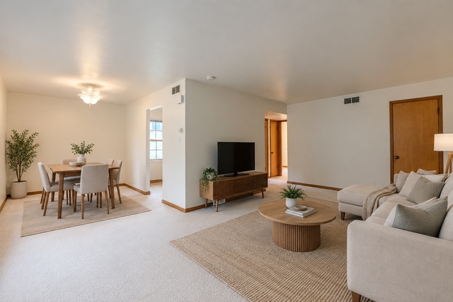 Building Photo - 4204 N Olsen Ave Unit 2