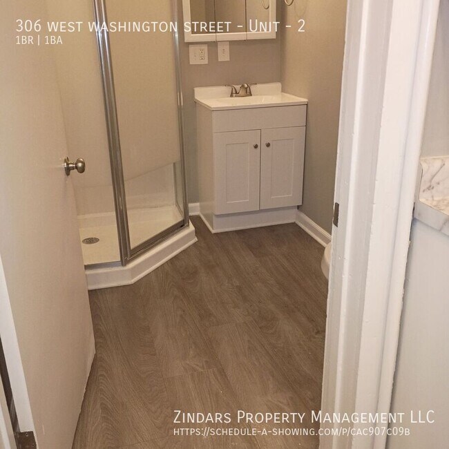 Photo - 306 W Washington St Unit 2