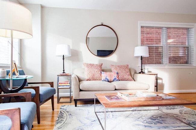 Photo - 601 N West St Unidad ID1238458P