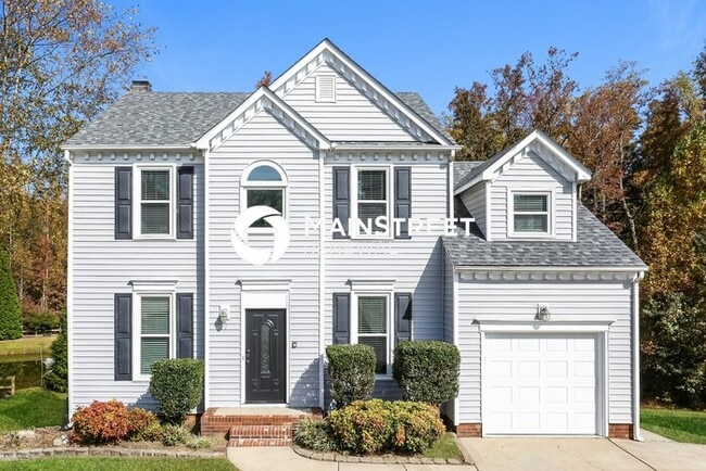 Building Photo - 4 Bedroom Pet-Friendly Home in GREENSBORO, NC with Main Street Renewal