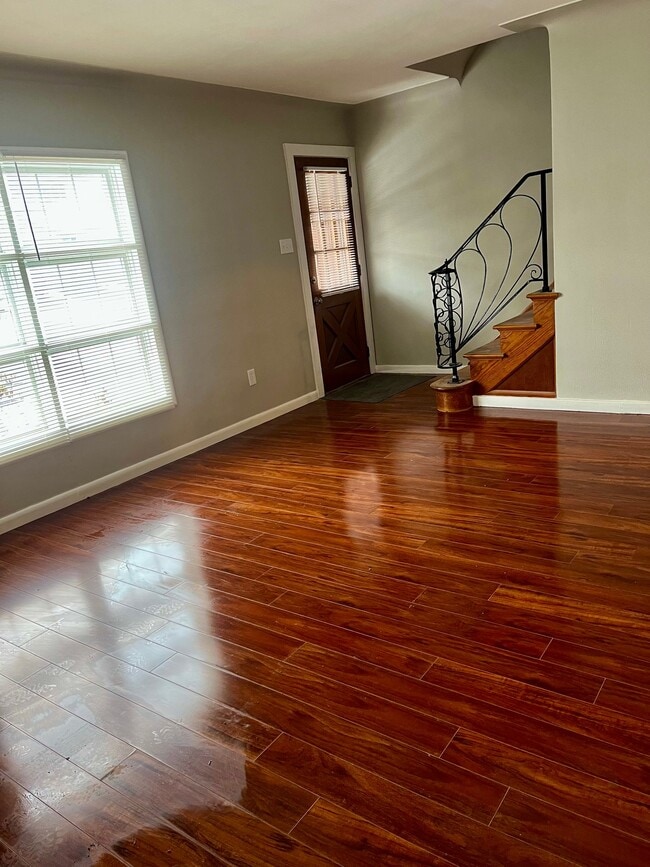 Photo - 625 N Miller St Unit 623