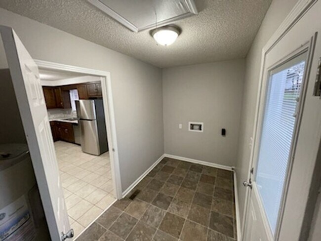 Photo - 3 Bedroom Home For Rent Near Post!