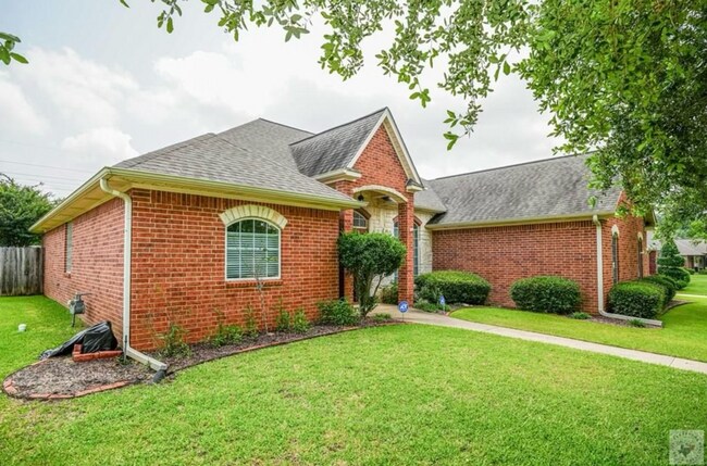 Photo - Beautiful, Spacious 4 bedroom Home for Rent!