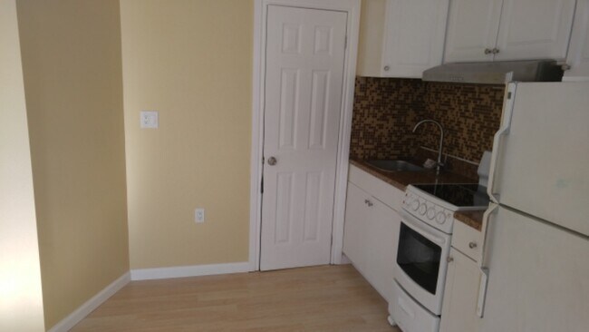 Photo - 0018002145 drive studio Dr