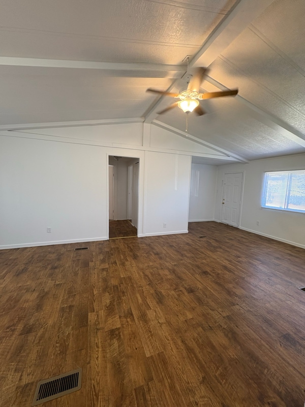 Photo - 200 Jenkins Rd