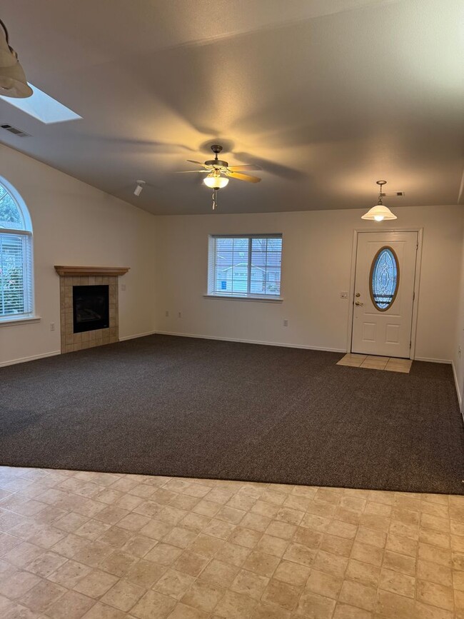 Photo - MHDuke2 Unit 2006D