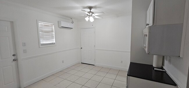 Photo - 2127 SE Shelter Dr