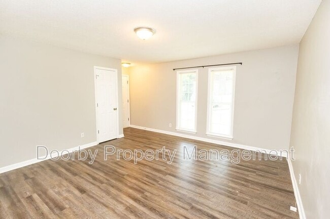 Photo - 901 Forest Dale Ln Unit B