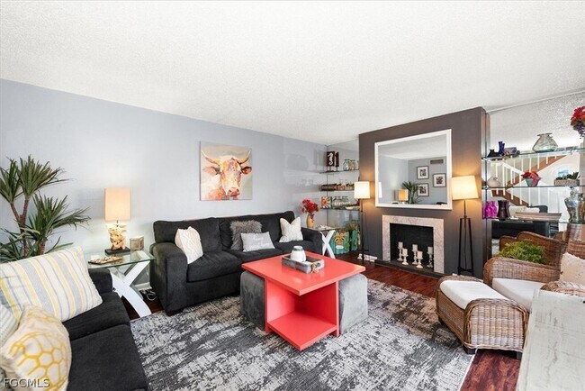 Photo - 4029 Sandlewood Ln