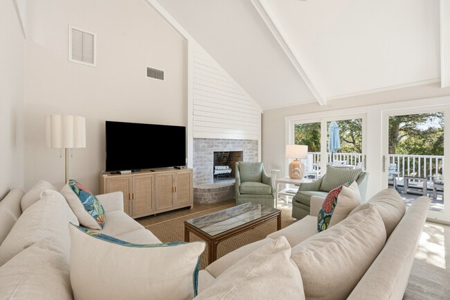 Photo - 162 Pioneer Loop Unit ID1253399P