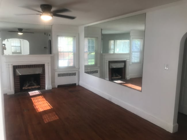 Photo - 1310 N Independence St