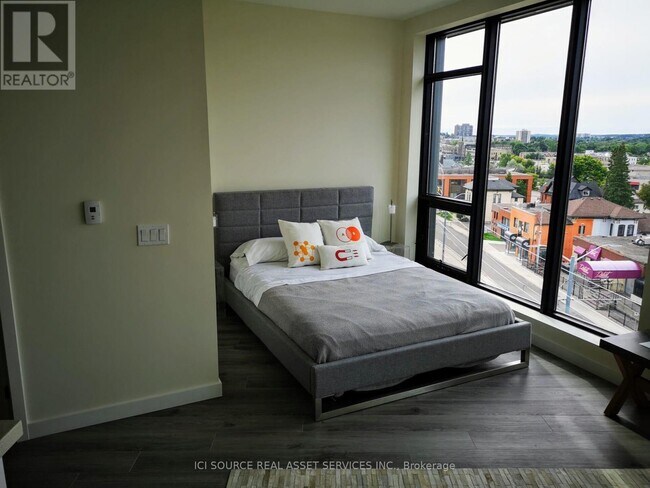 Photo - 690 King St W Unit 506