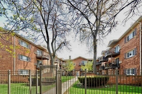 Building Photo - 1529 W Farwell Ave Unit 3N Rental