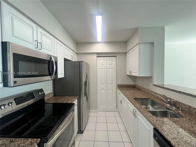 Photo - 1155 Brickell Bay Dr Unit 1607