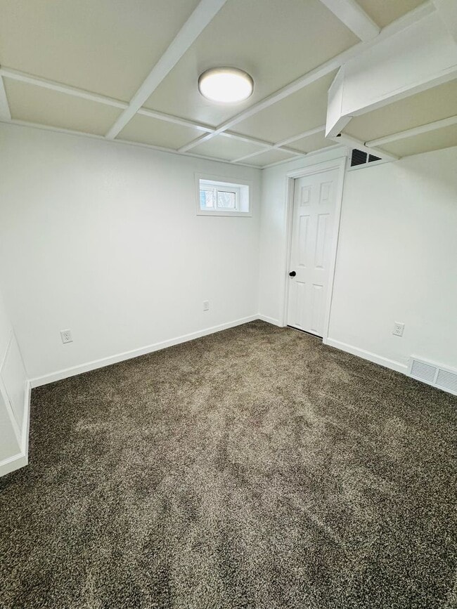 Photo - 3 bedroom (with bonus room) 1.5 bathroom