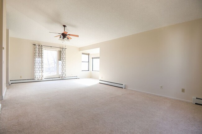 Photo - 2260 Papago Ct