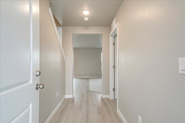 Photo - 2 Story Nampa Home!