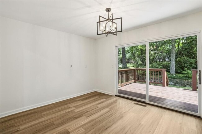 Photo - 3705 Donaldson Dr NE