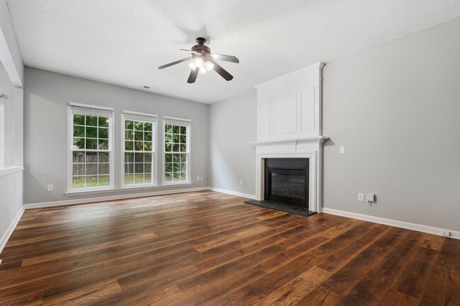 Photo - Freshly Renovated 4BR Home in Prime Apex Location - Move-In Ready!