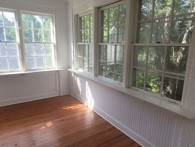 Photo - harde329 Unit UPPER