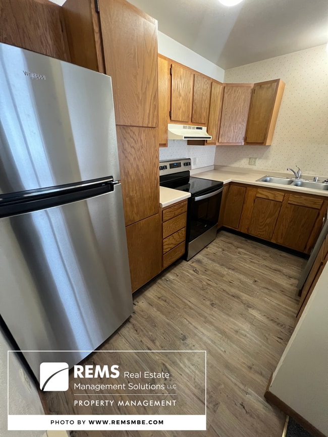 Photo - 503 7th St Unit 6