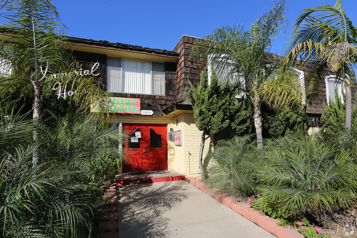 Imperial House Apartments - Imperial House Apartments