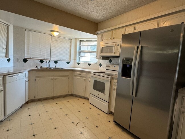 Photo - 7909 NW Terrace Hills Blvd