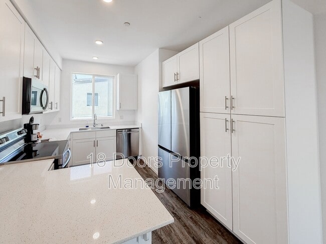 Photo - 1038 Cooper Pl