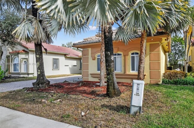 Photo - 9041 Silver Glen Way