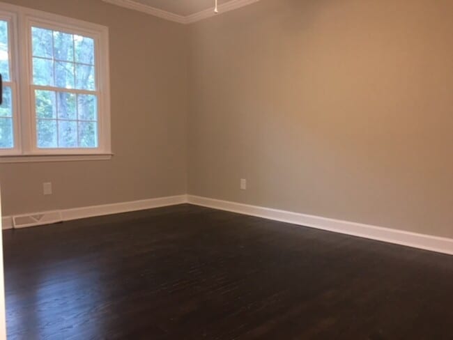 Building Photo - 1210 Allenbrook Dr