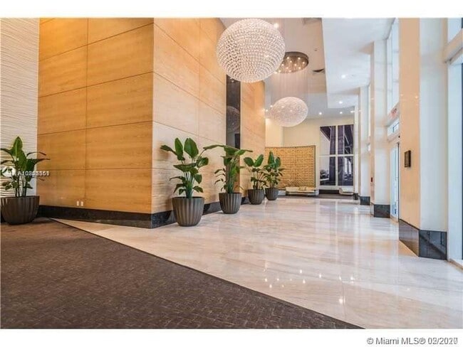 951 Brickell Ave