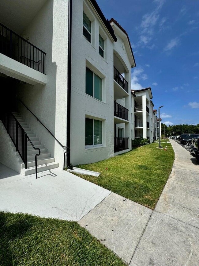 Photo - 803 Villa Cir Unit 803