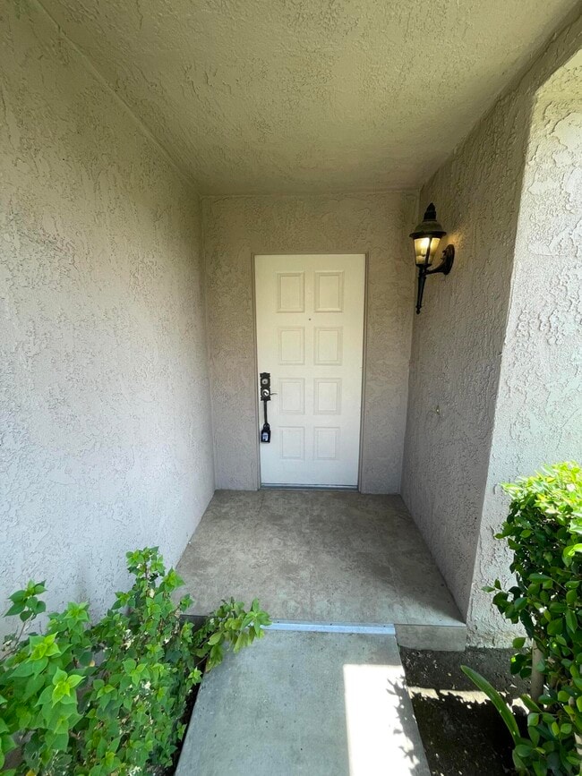 74940 San Simeon Dr