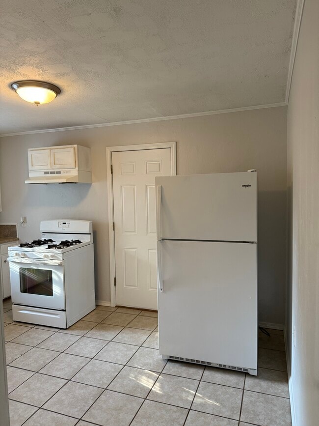 Photo - 818 N Peachtree St