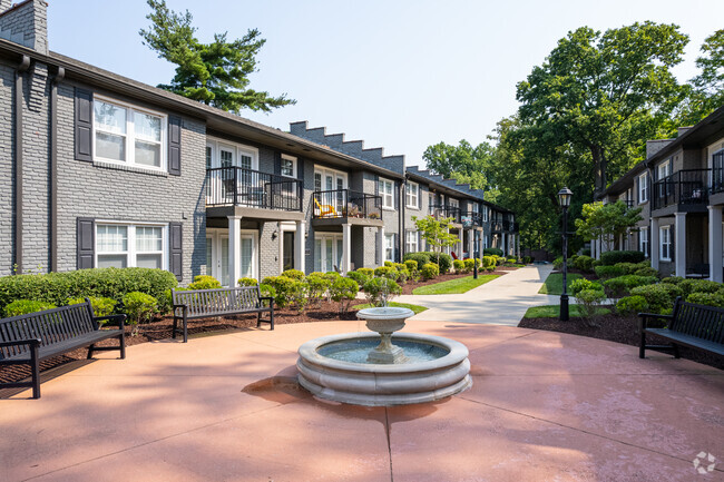 The Avenue in the Highlands - The Avenue in the Highlands Apartments